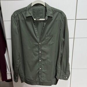 Frank & Eileen Women's Green Button Down Shirt